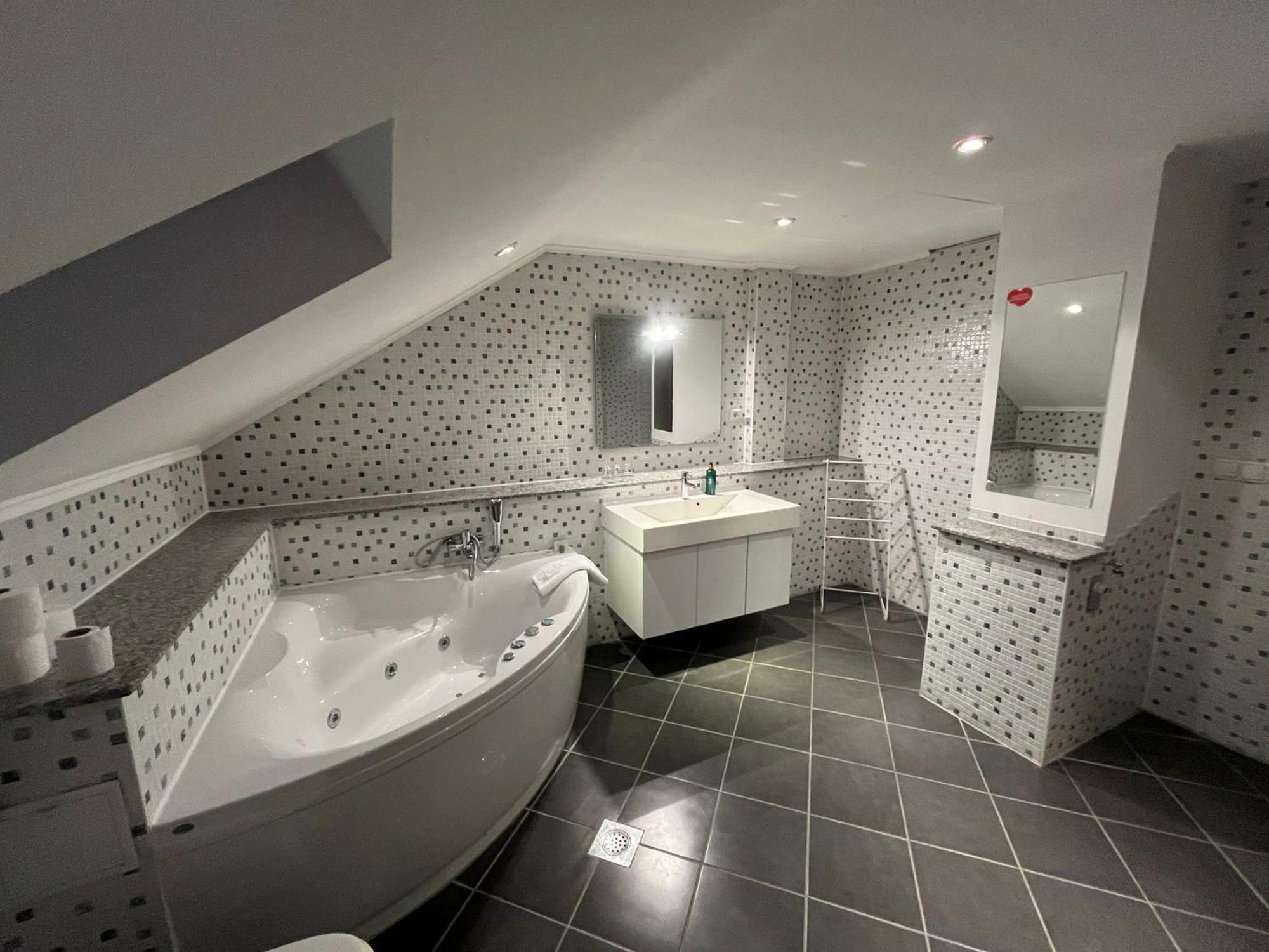 Hotel Gec à Zaprešić Extérieur photo
